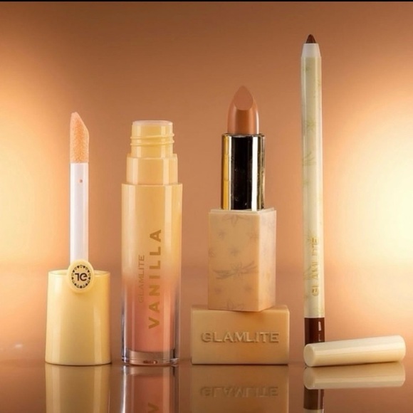 Glamlite Vanilla Latte Lip Gloss Set - limited edition - Picture 2 of 6